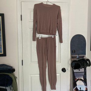 UpWest Unwind Fleece Jogger Pants and Sweatshirt